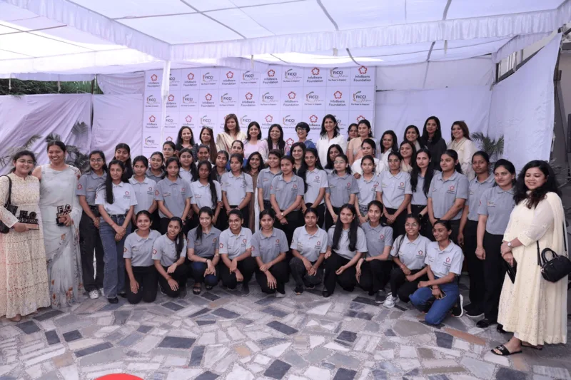 Ficciflo-All-Girls-Batch.png